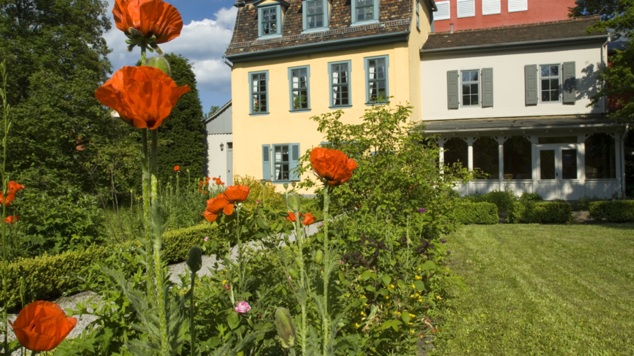 Die Erlebnisangebote in Schiller Gartenhaus zeigen Jenas klassische Seite © JenaKultur, Foto: Toma Babovic